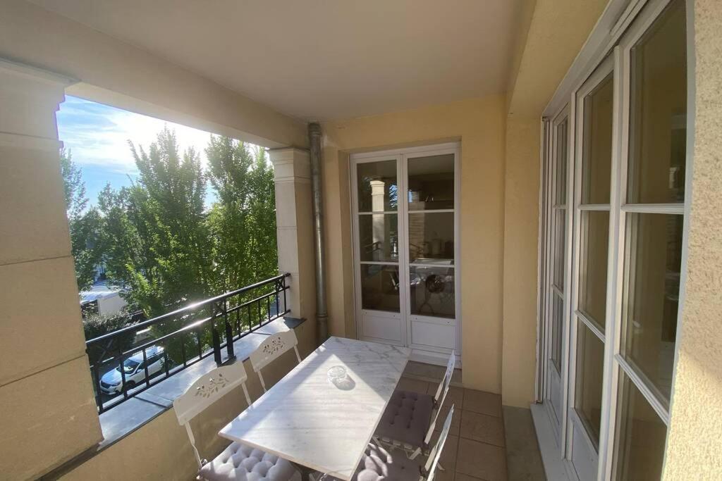 T2 Disney Paris/Val D'Europe Serris Exterior foto